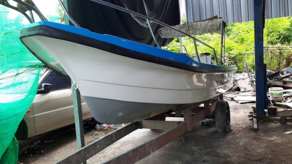 ขายเรือตกปลา 16 ฟุต กว้าง 1เมตร 55ซม  พร้มเทรนเลอ