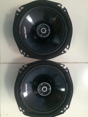 ลำโพง Alpine STE-G170C 2ทาง 6.5นิ้ว 150W กรวยโพลี เสียงกลางแหลมชัด เบสนุ่น มือ2 ญี่ปุ่น
