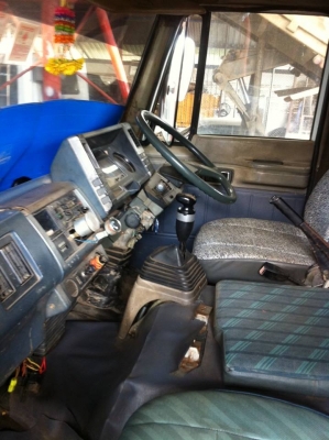 สิบล้อ บรรทุก น้ำ ISUZU FXZ เครื่อง 270 แรงม้า 1,100,000 BHT.