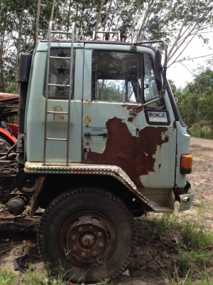 10ล้อดั้ม240แรง..ISUZU FXZ23NFY-3902513..รถดีแต่สีไม่สวย รถห้างแท้ เครื่องเดิมเกียร์ฟุลเลอร์ เล่มพร้อม