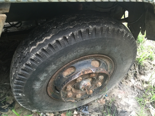 10ล้อดั้ม240แรง..ISUZU FXZ23NFY-3902513..รถดีแต่สีไม่สวย รถห้างแท้ เครื่องเดิมเกียร์ฟุลเลอร์ เล่มพร้อม