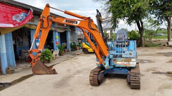 ขายด่วนรถเเม็คโครคูโบต้า KH-21แทคเหล็กเทียบเท่า PC25เคื่องคูโบต้า3สูบเก่าญี่ปุ่นแท้ไม่เคยใช้งานเมืองไทยเลยส่งให้ฟรีๆ ขายด่วนรถเเม็คโครคูโบต้า KH-21แทคเหล็กเทียบเท่า PC25เคื่องคูโบต้า3สูบเก่าญี่ปุ่นแท้ไม่เคยใช้งานเมืองไทยเลยส่งให้ฟรีๆ