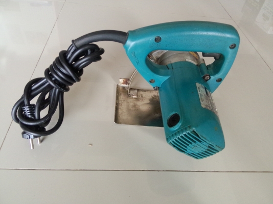 เครื่องตัดคอนกรีต MAKITA