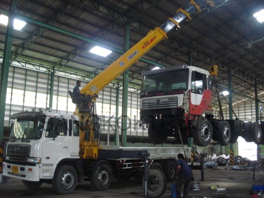 ขายรถบรรทุก 12 ล้อ ติดเครน 16 ตัน สภาพใหม่ 089-551-2032 ขายรถบรรทุก 12 ล้อ ติดเครน 16 ตัน สภาพใหม่ 089-551-2032