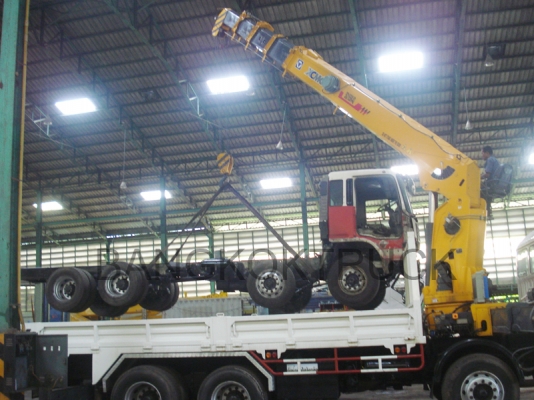 ขายรถบรรทุก 12 ล้อ ติดเครน 16 ตัน สภาพใหม่ 089-551-2032 ขายรถบรรทุก 12 ล้อ ติดเครน 16 ตัน สภาพใหม่ 089-551-2032