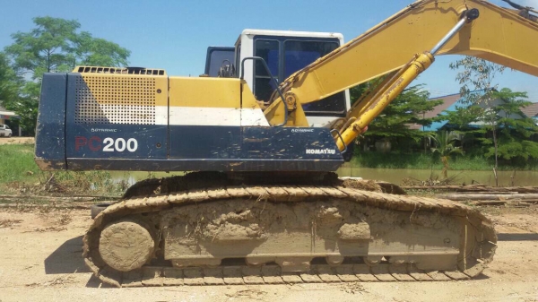 ขายแบคโฮ โคมัตสุ PC200-5 เก็บงานนิดหน่อย