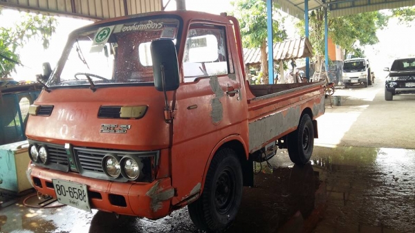 ขายด่วน อีซุซุแอ้ว 4 ล้อกลาง ยางขอบ15  เครื่อง 75 แรง เครื่องดีครัชซีสวย ทะเบียนพร้อมโอน ราคาต่อรองได้คะ