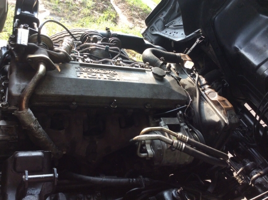 ISUZU 6ล้อNKR ปี 2012  (หัวการ์ตูน) เครื่อง120แรง (ฝาขาว) พวงมาลัยพาว์เวอร์ กระจกไฟฟ้า แอร์ วิทยุ เทป เครื่องดี ครัทซีสวย พื้นปูเหล็ก ยางดีทุกเส้น (เสริมแหนบพร้อมใช้งาน) ขาย 360,000 บาท (ศุภากร 081-1903107 , 081-4252943)