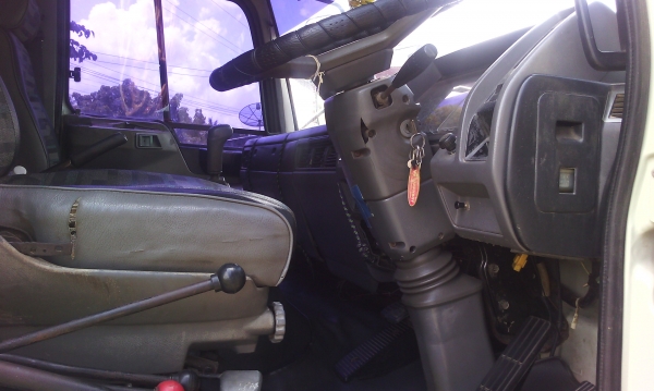 ขาย890000  FM1M เครื่องเดิมEM100  220แรง เครื่ิองดี คัตซีดียางดีทุกเส้นภายในหัวเก๋งสวย มีแอร์