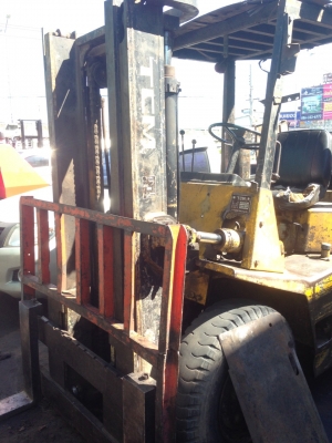 รถยกโฟร์คลิฟท์ ยี่ห้อTCM 3.5 ตัน รถยกโฟร์คลิฟท์ ยี่ห้อTCM 3.5 ตัน