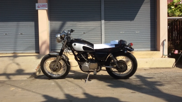 ตี่ พิจิตร///ขายSR400สวยๆ เครื่องดีๆ อินวอย +สพม.เรียบร้อยครับ วิ่งทริปได้เลย