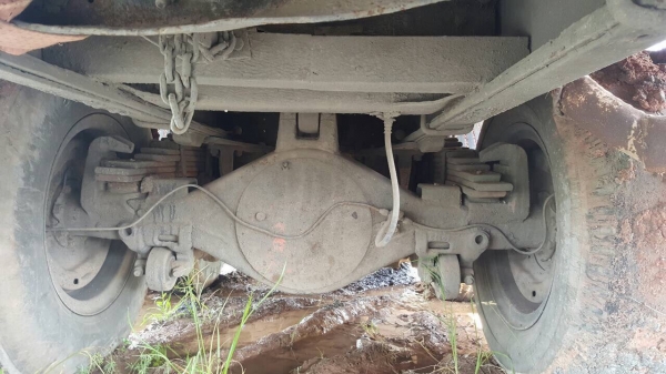 ขาย 10 ล้อล่อง เพลาเดียว ISUZU JCM เปลี่ยนช่วงล่างใหญ่ เครื่อง HO7C 180 แรงม้า เกียร์ HO เบรคทิฟฟี่ พวงมาลัยพาวเวอร์ คัสซีสวย ทะเบียนพร้อมโอนครับ ขาย 10 ล้อล่อง เพลาเดียว ISUZU JCM เปลี่ยนช่วงล่างใหญ่ เครื่อง HO7C 180 แรงม้า เกียร์ HO เบรคทิฟฟี่ พวงมาลัยพาวเวอร์ คัสซีสวย ทะเบียนพร้อมโอนครับ