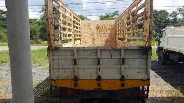 ขาย 10 ล้อล่อง เพลาเดียว ISUZU JCM เปลี่ยนช่วงล่างใหญ่ เครื่อง HO7C 180 แรงม้า เกียร์ HO เบรคทิฟฟี่ พวงมาลัยพาวเวอร์ คัสซีสวย ทะเบียนพร้อมโอนครับ ขาย 10 ล้อล่อง เพลาเดียว ISUZU JCM เปลี่ยนช่วงล่างใหญ่ เครื่อง HO7C 180 แรงม้า เกียร์ HO เบรคทิฟฟี่ พวงมาลัยพาวเวอร์ คัสซีสวย ทะเบียนพร้อมโอนครับ