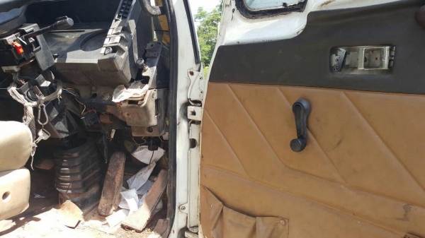 ขาย 10 ล้อล่อง เพลาเดียว ISUZU JCM เปลี่ยนช่วงล่างใหญ่ เครื่อง HO7C 180 แรงม้า เกียร์ HO เบรคทิฟฟี่ พวงมาลัยพาวเวอร์ คัสซีสวย ทะเบียนพร้อมโอนครับ ขาย 10 ล้อล่อง เพลาเดียว ISUZU JCM เปลี่ยนช่วงล่างใหญ่ เครื่อง HO7C 180 แรงม้า เกียร์ HO เบรคทิฟฟี่ พวงมาลัยพาวเวอร์ คัสซีสวย ทะเบียนพร้อมโอนครับ