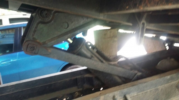 รถอีซูซู 6 ล้อดั้ม NPR 130 แรงม้า. ปี 51    สนใจติดต่อ  081 - 6079515