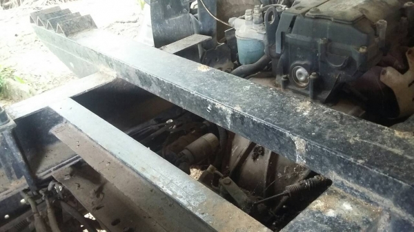 รถอีซูซู 6 ล้อดั้ม NPR 130 แรงม้า. ปี 51    สนใจติดต่อ  081 - 6079515