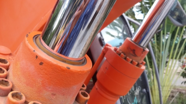 ขายรถนอกเก่าญี่ปุ่น hitachi zx 135usรถสวยราคาถูก สนใจโทร 092-3309229 อี๊ด