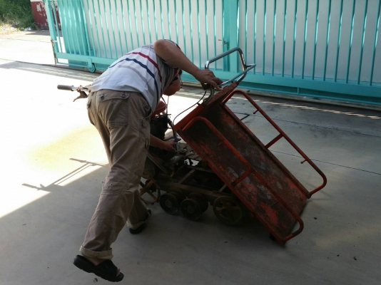 จัดส่งให้ถึงบ้านกันเลยครับ สำหรับรถบรรทุกตีนตะขาบ เก่าญี่ปุ่น ขอบคุณเสี่ย มหาชัยครับ