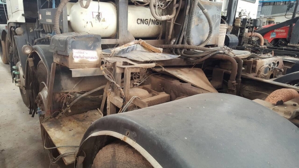 ขายหัวลาก MEGA 320 ปี 48 ติดแก๊ส NGV 8 ถัง จากโรงงาน 2 คานหน้า เครื่องเดิม เกียร์เดิม แอร์เย็นฉ่ำ ทะเบียนพร้อมโอนครับ