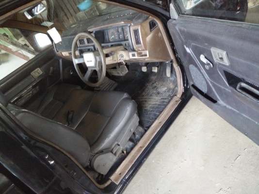 ขาย nissan big mเครื่องtd 25 สภาพพรอ้มใช้งานเครื่องแน่น แชสซีสวยแอร์ใหม่เย็นๆขับสบาย เอกสารพร้อมโอน ขาย 85.000 บาท รถอยู่กรุงเทพฯ หนองแขม โทร 098-5302795 นัด