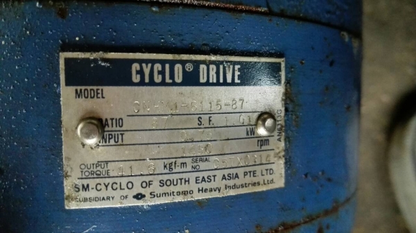 ** 4 ตัวสุดท้าย ** มอเตอร์เกียร์ Sumitomo Cyclo Drive 1 HP. 380 V. ทด 1:87 ความเร็วรอบ 17 RPM. มี 6 ตัว สภาพสวย พร้อมใช้..