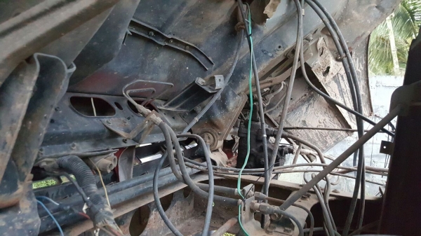 รถอีซูซุ 10 ล้อดั้ม FVZ  175 แรงม้า. ปี 42     สนใจติดต่อ  081 - 6079515