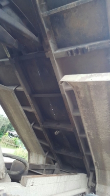 รถอีซูซุ 10 ล้อดั้ม FVZ  175 แรงม้า. ปี 42     สนใจติดต่อ  081 - 6079515