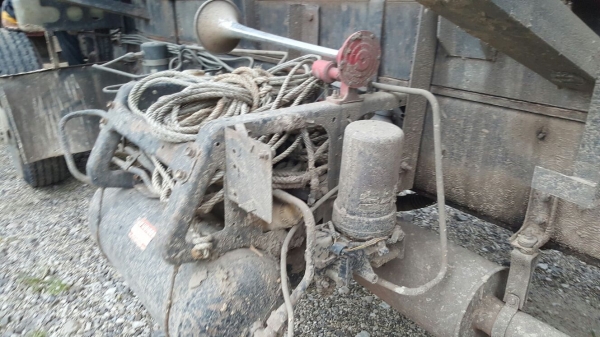 รถอีซูซุ 10 ล้อดั้ม FVZ  175 แรงม้า. ปี 42     สนใจติดต่อ  081 - 6079515