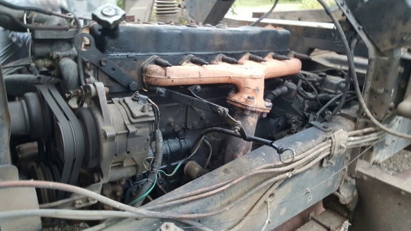 รถอีซูซุ 10 ล้อดั้ม FVZ  175 แรงม้า. ปี 42     สนใจติดต่อ  081 - 6079515