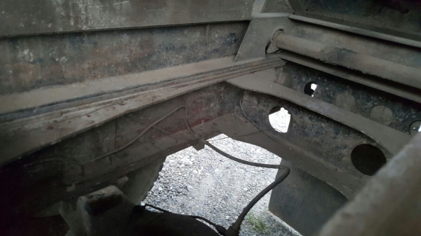 รถอีซูซุ 10 ล้อดั้ม FVZ  175 แรงม้า. ปี 42     สนใจติดต่อ  081 - 6079515