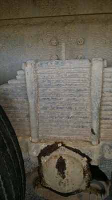 รถฮีโน่ 10 ล้อ หลังถนน FL187 /  178 แรงม้า.    สนใจติดต่อ  081 - 6079515