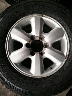 ขายล้อพร้อมยาง 265/65R17 (ขายแล้วครับ)