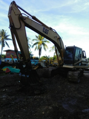 ขายรถแบคโฮ CAT 320 V2 เอกสารเล่มทะเบียน ระบบไฟเต็ม ราคา 950000