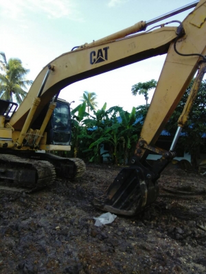 ขายรถแบคโฮ CAT 320 V2 เอกสารเล่มทะเบียน ระบบไฟเต็ม ราคา 950000