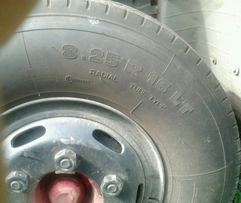 หกล้อ อีซูซุ NPR120ปี42 สภาพดีเครืองแน่นวิ่งานประจำ ทะเบียนพร้อมโอน