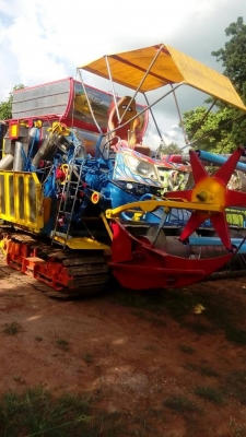 ขายรถเกี่ยวข้าวเจ้าช้างไวไฟ เกษตรพัฒนา ช่วงล่าง12HTนอก ปั๊มไดกิ้น23 เครื่อง240เทอร์โบว์ มิตซู สภาพพร้อมลงลุยงาน