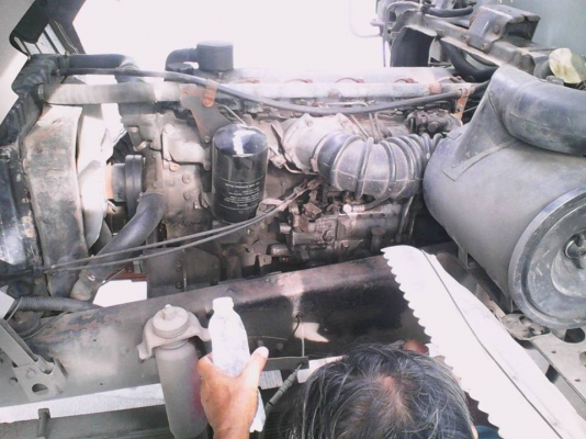 ขาย10ล้อหลงFUSO195 1เพลาร่อง เชชซีสวยเครื่องดี วิ่งงานทุกวัน กระบะเหล็กสภาพพร้อมใช้งาน เอกสารเลมทะเบียนพร้อมโอน