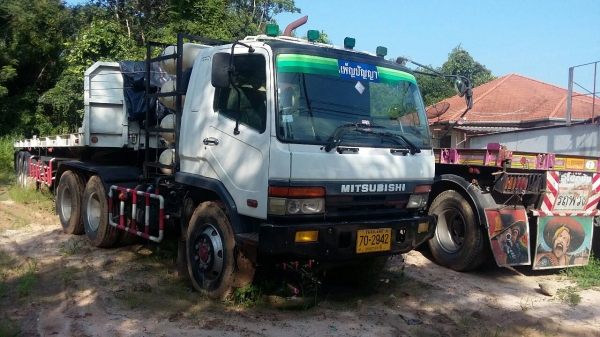 ขายด่วนครับ หัวลาก พร้อม หาง พื้นเรียบ มี 2 ชุดครับ (อีชูชุ กับ มิตชู )