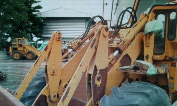รถตักล้อยาง KOBELCO LK 300A ชั่วโมงน้อย รถตักล้อยาง KOBELCO LK 300A ชั่วโมงน้อย
