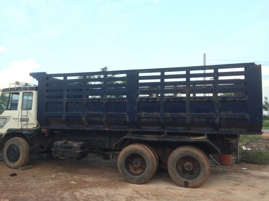 ขายชุดดั้มยาว6. มดีพร้อมไช้ครับ