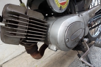 ขายa100  ถังเเก้มยาง เครื่องดี ทะเบียนไม่ขาด ขับดีมากครับ