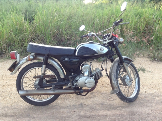 ขายa100  ถังเเก้มยาง เครื่องดี ทะเบียนไม่ขาด ขับดีมากครับ