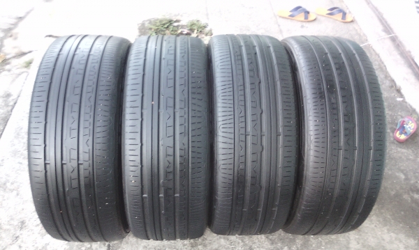 ขายยาง Nitto NT830 215/45/17 ปี 12 4 เส้น