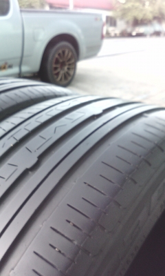 ขายยาง Nitto NT830 215/45/17 ปี 12 4 เส้น