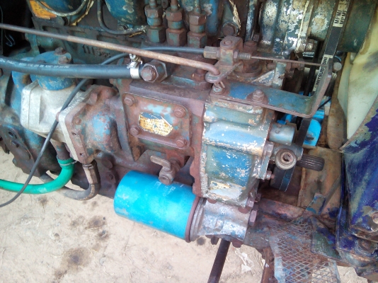 l2202 สองเพลา4x4 4WD แถมผานขุดมันใหม่  พร้อมใช้ครับราคาเบาๆ เข้าร่องอ้อยรองมัน ไถนา เข้าสวนครับ