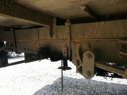 6ล้อตู้เปียก 110แรง ISUZU..รถห้างแท้ ตู้สแตนเลสยาว4ม.กว่า คัสซีสวย..