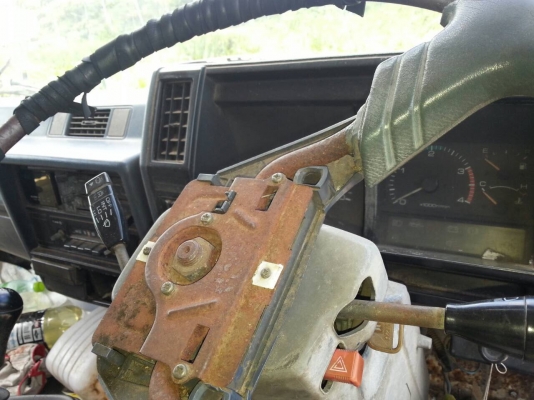 6ล้อตู้เปียก 110แรง ISUZU..รถห้างแท้ ตู้สแตนเลสยาว4ม.กว่า คัสซีสวย..