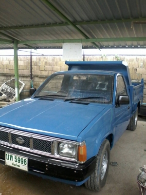 รถกระบะ ปิคอัฟดั้มพ์ นิสสัน Big M กระบะเปิดได้ 3ด้าน ดั้มพ์ใหม่