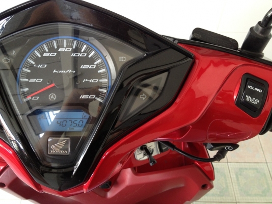 Click125i ตัวTop ล้อแม็ก โฉมใหม่ล่าสุด วิ่ง4000 ปี57 (ของแถม 4 รายการ)