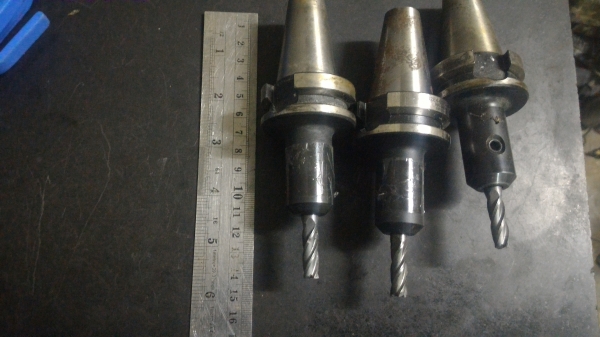 หัวTooling จับยึดเครื่องมือขึ้นรูปชิ้นงานของเครื่องกัด Milling ใช้งานได้ดี แข็งทนทาน(มี 25 หัว)